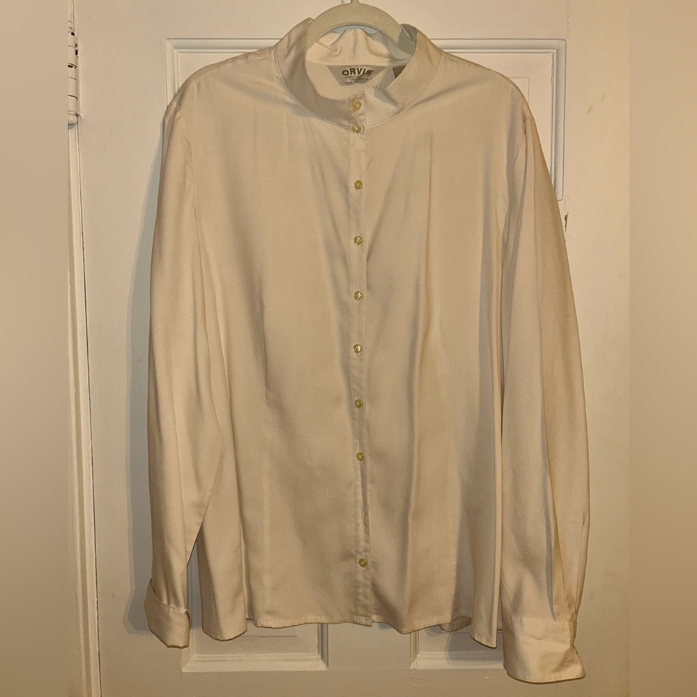 Orvis 100% silk women’s pearl color shirt